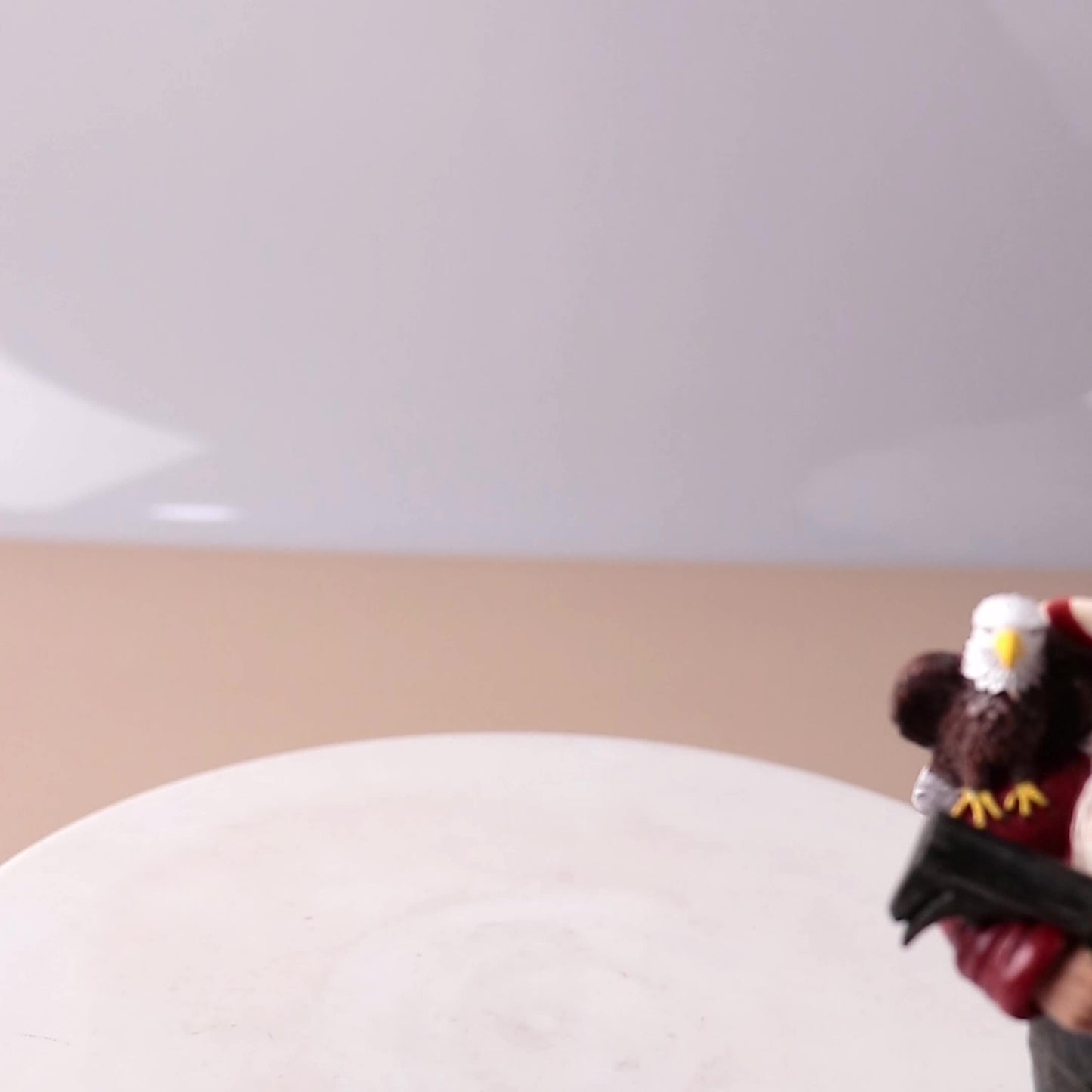 1pc - DWARF VETERAN TACTICAL ORNAMENT W/GUN & EAGLE