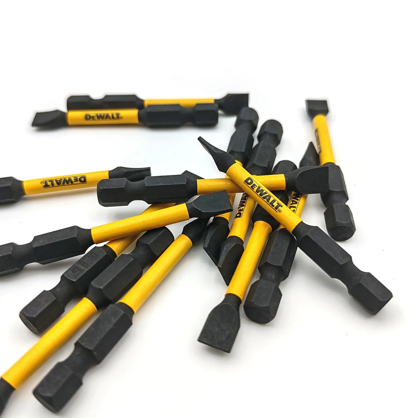 DeWalt TOOL ATTACHMENT SET PH/2/SL8 57MM 89MM MAGNETIC RING SLEEVE