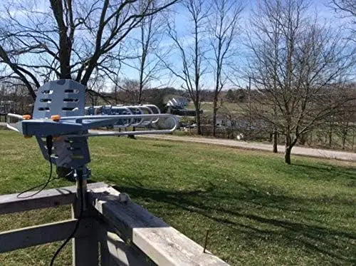 Amplified Outdoor TV Antenna W/360° Motorized Rotation