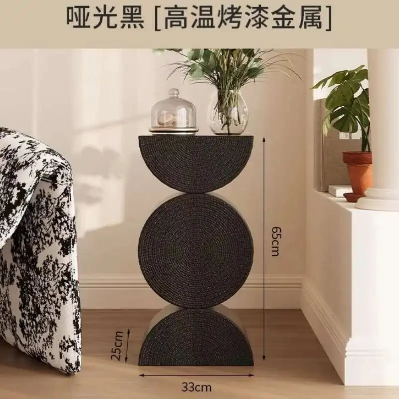 MOVABLE ACCENT END TABLES FOR MINIMALIST AREAS